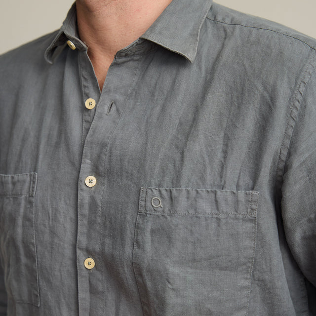 ¿Cómo evitar que las camisas de lino se arruguen?