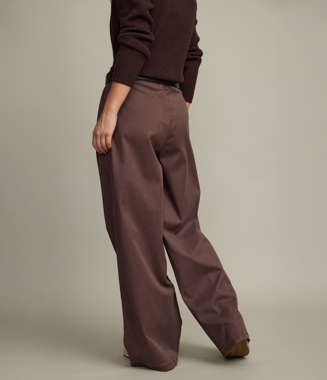 Pantalón Mujer Sastrero Lyocell Alana Café Malva