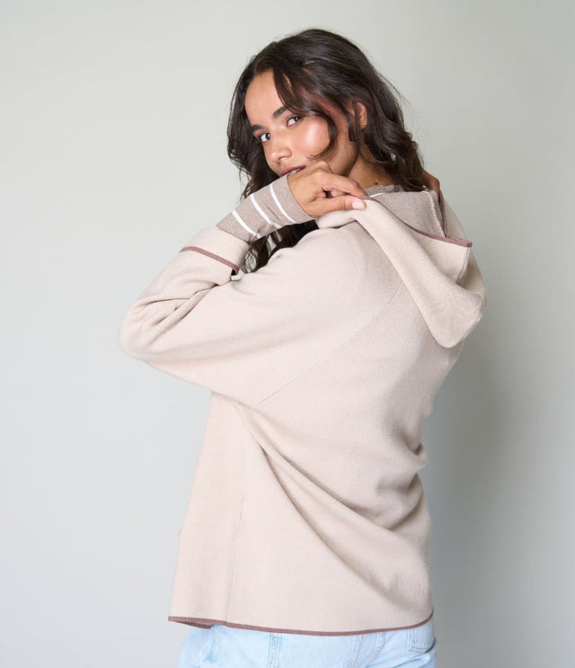 Capa Magnolia Beige - Sweater Mujer