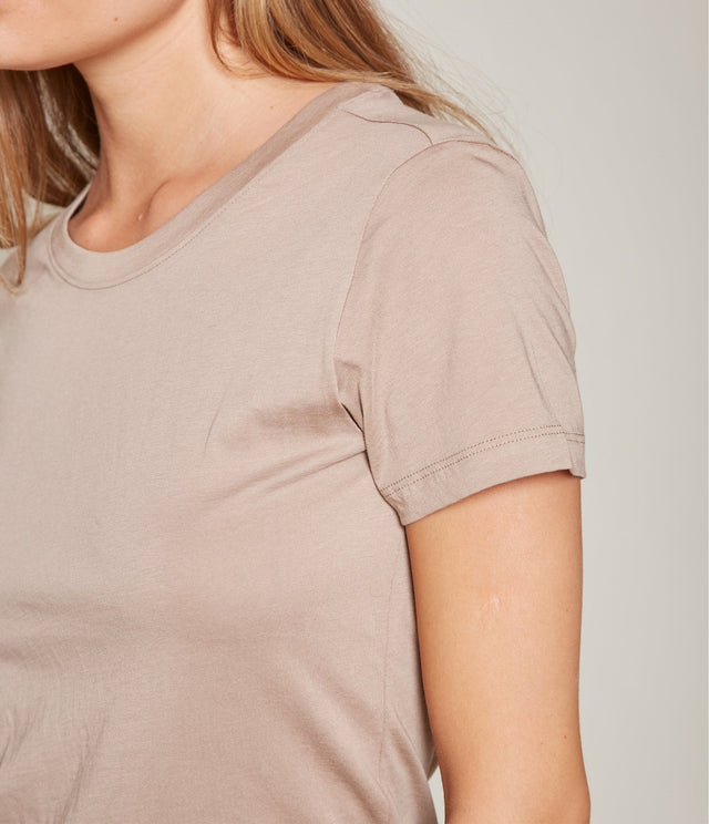 Polera Adal Café - Polera