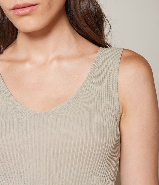 Top Clavel Beige - Blusa