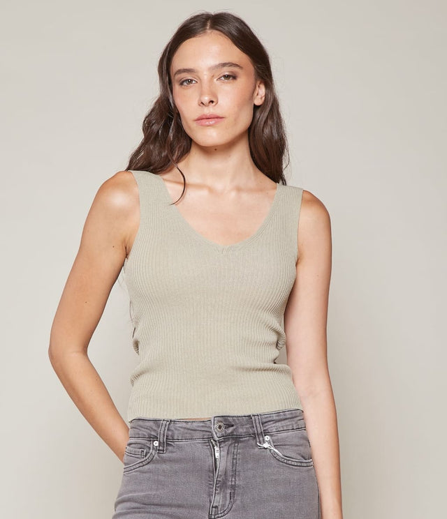 Top Clavel Beige - Blusa