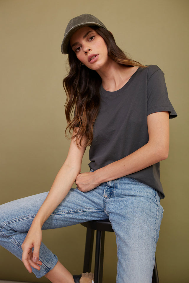 Polera Adal Gris Oscuro - Polera