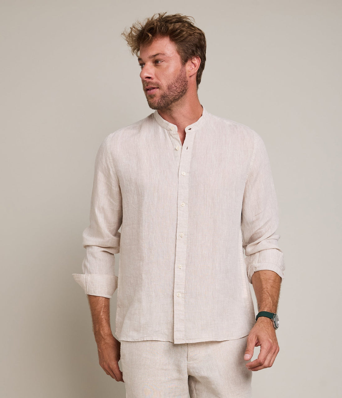 Tipos de cuellos de camisa de hombre