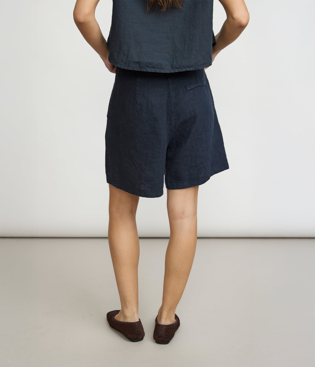 Bermuda Mujer Lino Milan Azul Marino