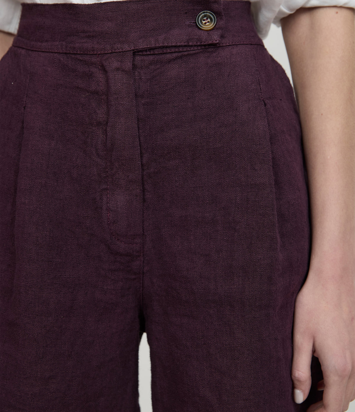 Bermuda Mujer Lino Milan Morado
