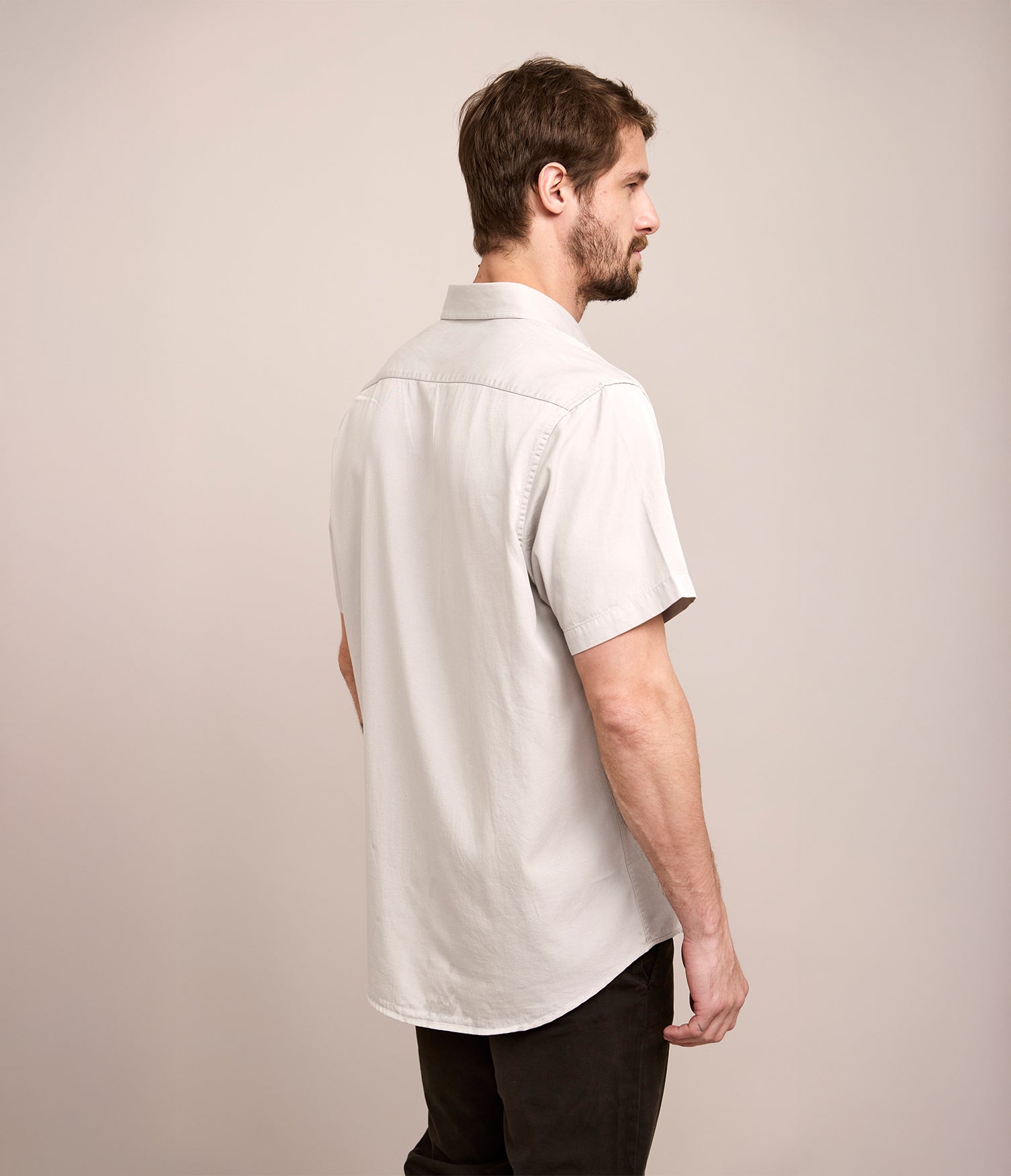 Camisa Hombre Tencell Manga Corta Gris Claro Leo