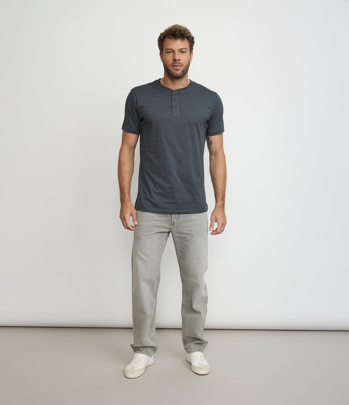 Polera hombre 100% algodón Luke Botones Azul Marino