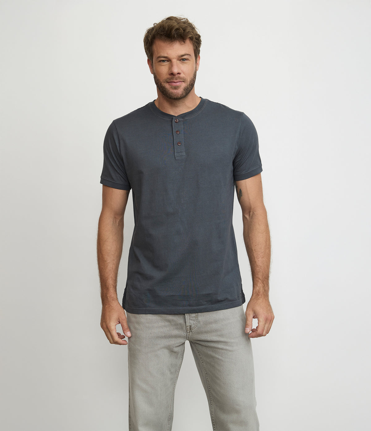 Polera hombre 100% algodón Luke Botones Azul Marino