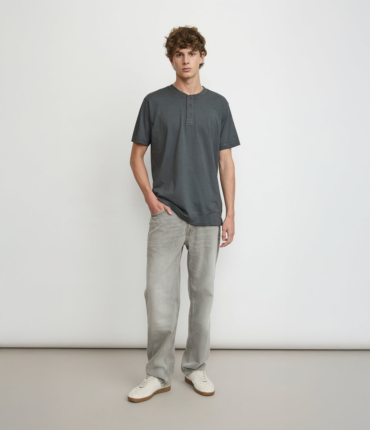 Polera hombre 100% algodón Luke Botones Gris