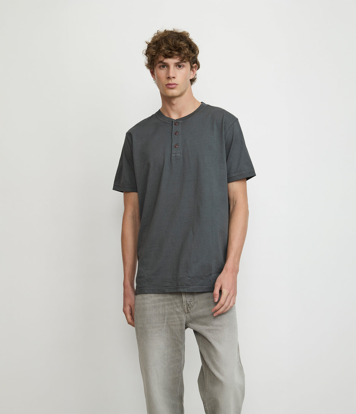 Polera hombre 100% algodón Luke Botones Gris