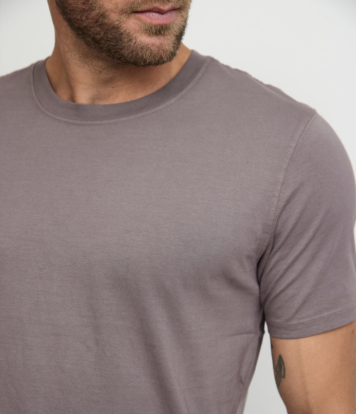 Polera hombre 100% algodón Luke Burdeo