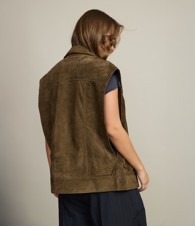 Chaqueta Mujer 100% Cuero Gamuza Sin Manga