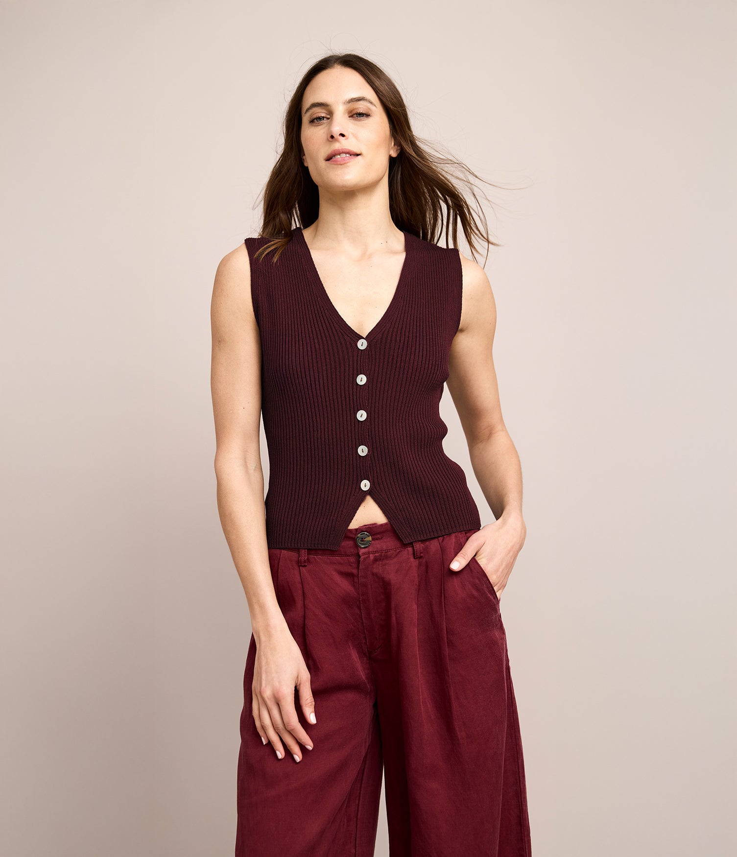Top Mujer Tejido Botones Burdeo