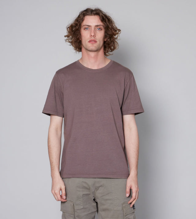 Polera Stuart Café Oscuro - Polera