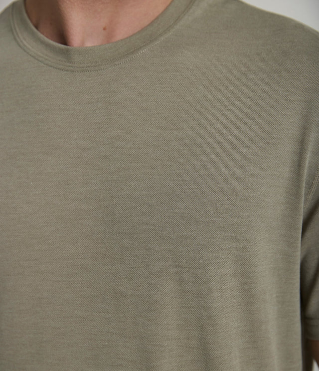 Polera Core Verde Oliva - Polera
