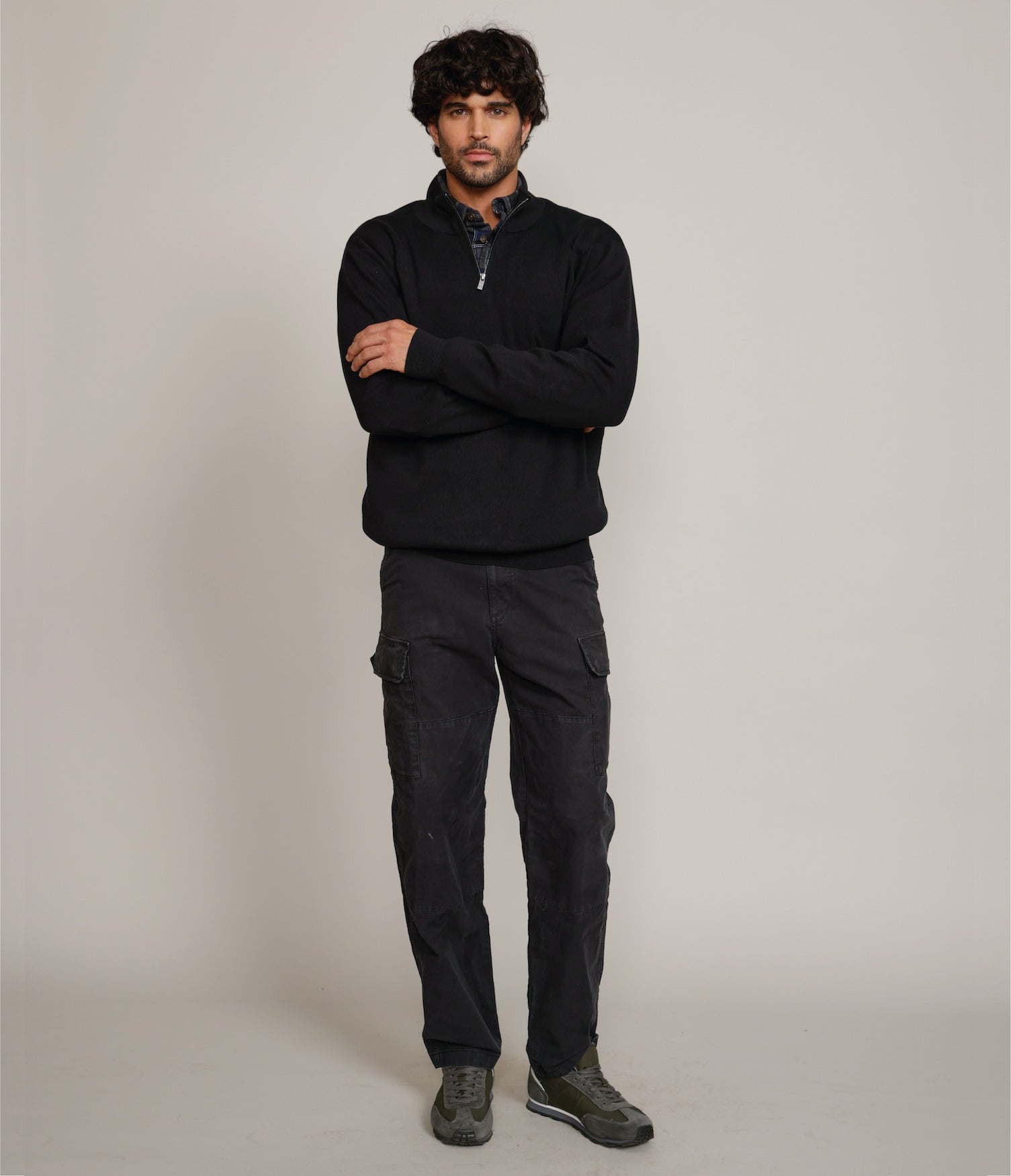 Sweater Tokio Half Zipper Negro - Sweater
